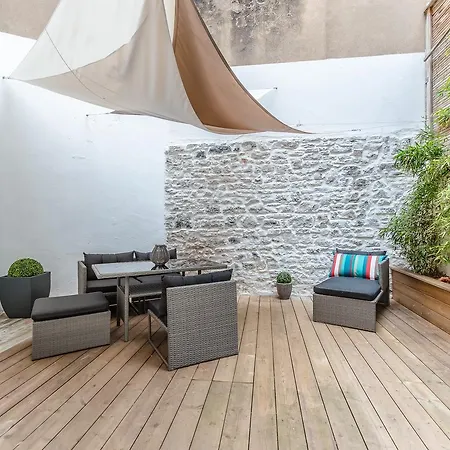 Apartment Bartea - City Center Private Terrasse & Barbecue